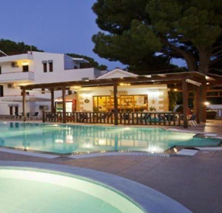 Pefkos Filoxenia Aparthotel Πεύκος Εξωτερικό φωτογραφία