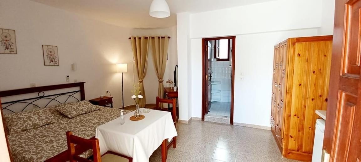 Pefkos Filoxenia Aparthotel Πεύκος Εξωτερικό φωτογραφία